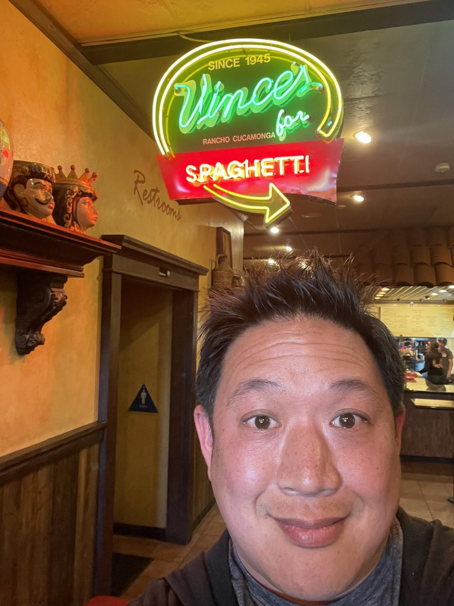 Best place in the Inland Empire. Thanks @Vincesspaghetti for always being there when we want to celebrate.