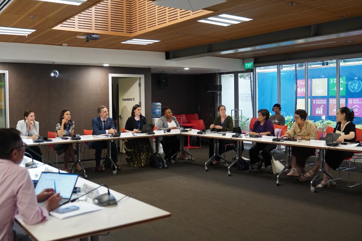 unwomenvietnam's tweet photo. The Australian Ambassador for #GenderEquality shares experiences and lessons from Australia on how to ensure that every woman and child in Viet Nam, including the most vulnerable, can live a life free of violence.
#SDG5.2 #SDG5.3 #SDG16 #EVAWC #UNFPA #UNICEF #UNWOMEN https://t.co/jbifZrTsV0