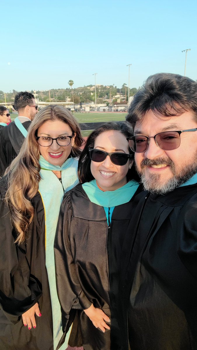 4Ever Friends ✨️😎💙 Supporting LPHS Graduation 2024!!!😉 @lapuentehigh @hlpusd #proudtobehlpusd #haciendalapuenteusd