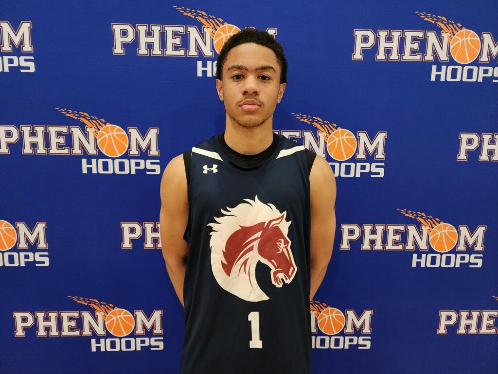 2026 Rassell Young received an offer from Radford #PhenomHoops @Coach_Rick57 @colbylewis20 @POBScout @JeffreyBendel_ @Phenom_Hoops @ty1ewis