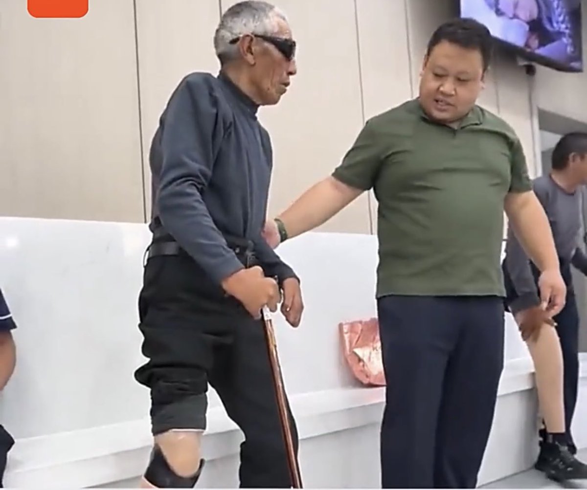 Two disabled people in Tibet have realized their "walking dream"! Thanks to the selfless Tibetan aid workers.