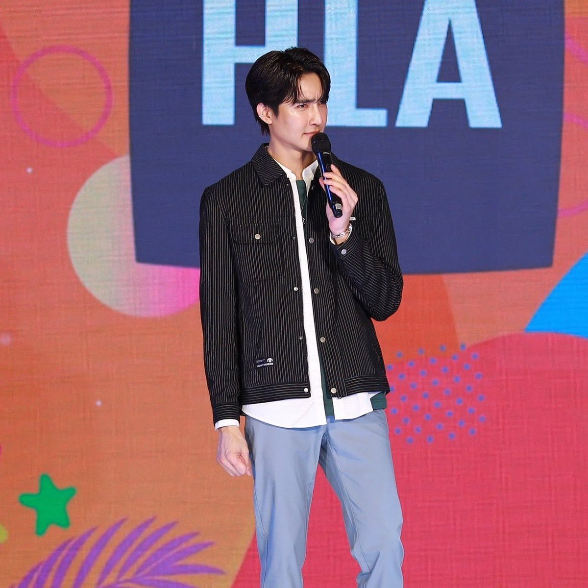 EarthMixxJFC's tweet photo. [2024-05-21]
IG Update!

#HLAxEarth 🌏👕🫰🏻

cr. hla_global 

#EarthPirapat #ชาวโลก https://t.co/8tO1vTogKM