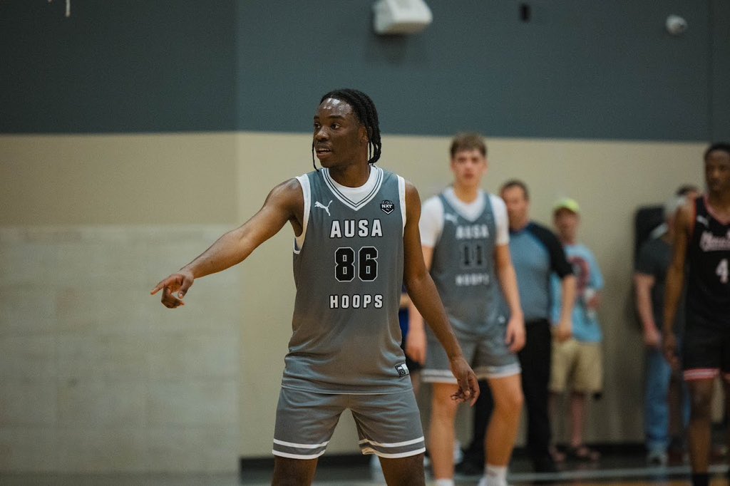 AChilufyaa's tweet photo. Had A Great Weekend Playing in the @PRO16League @NxtProHoops Circuit in Wichita!

@AUSA_Hoops 
@TomHoggard1 
@brettbonham88 
@jordanemullan 
@CoachSepo https://t.co/iPTlHg8Ngg