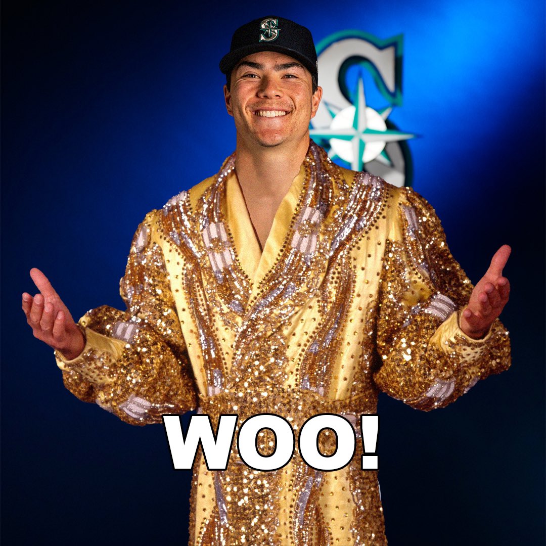 Mariners's tweet photo. 🎵 Start spreading the Woos 🎵 
 
6.0 IP, 2 H, 0 ER, 0 BB, 7 K https://t.co/Fzi57YbAMR