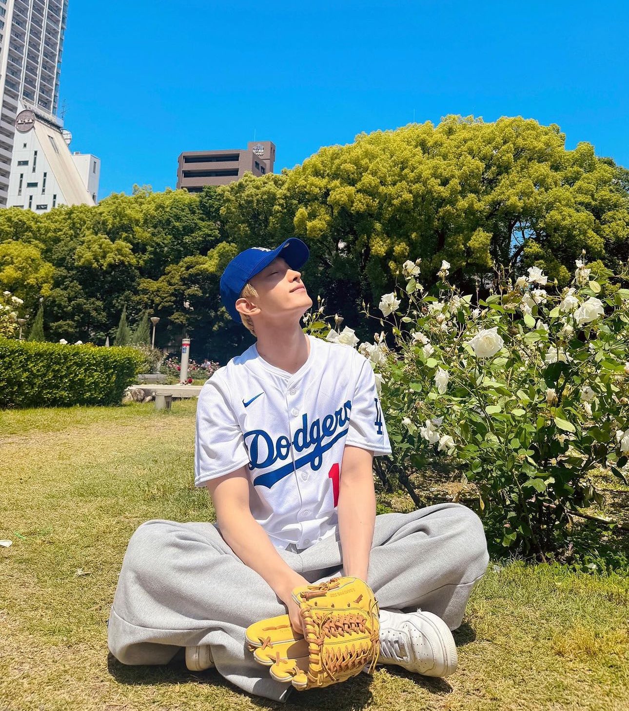 セブチ 生写真 Attacca 渋谷エリア ドギョム DK seventeen セブチ ドギョム DK おっきかっ アクスタ トレカ 缶バッジ