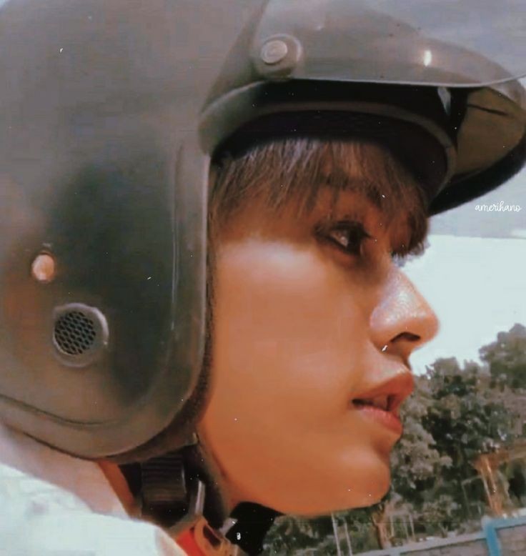 Anjir panas juga nih jalan untung gak macet