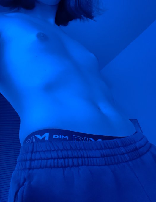 possum tummy:) https://t.co/fIBEBHA8ib