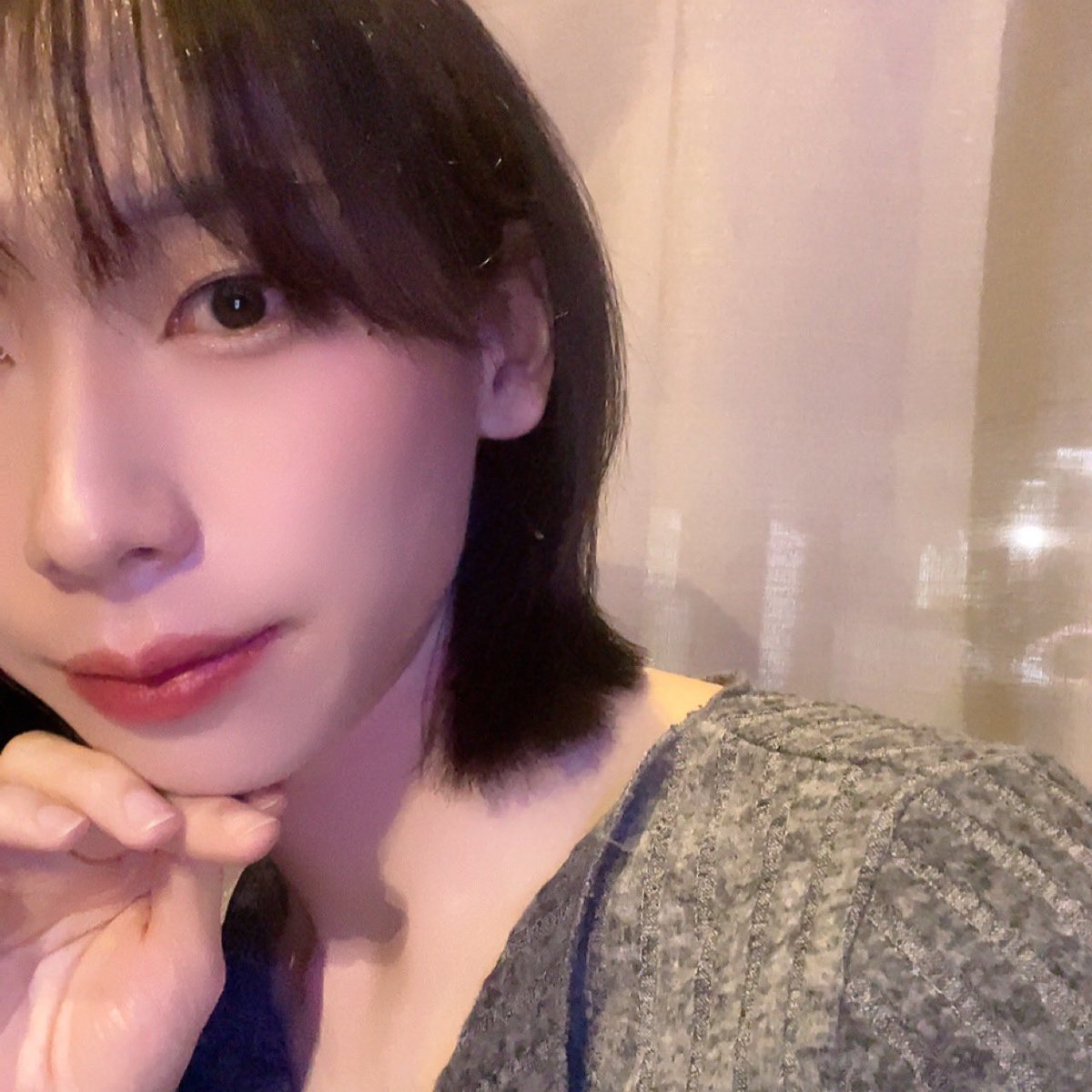 얼테기 왔옹,,, 맘에 안듦쓰🥲

#광주 #시디 #cd