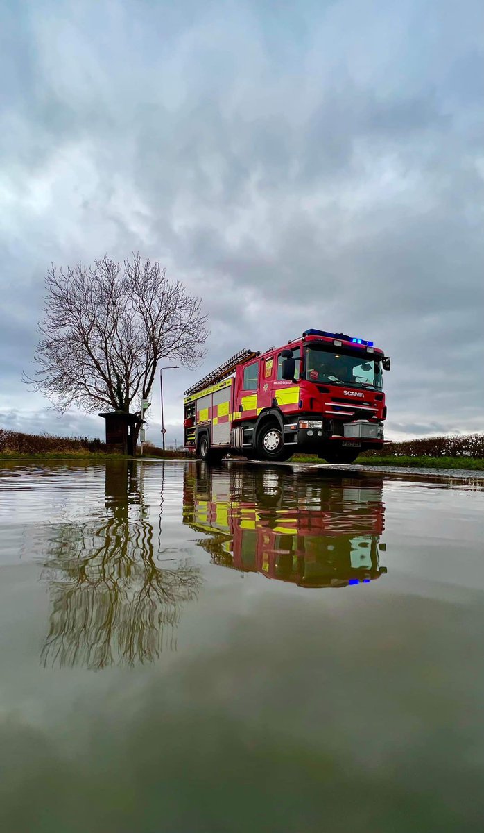 Due to the heavy rain, please take extra care when driving 🌧️ 🚗 Never drive into floodwater 🚗 Don't ignore a road closure sign 🚗 Leave plenty of room between you and the car in front 🚗 Give yourself plenty of time for your journey