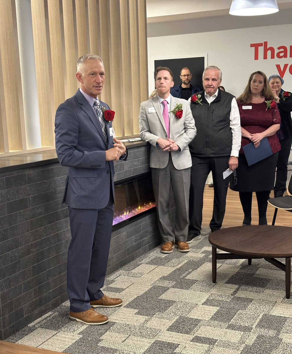 Congratulations to our member @MemorialBldCtrs on the grand opening of your beautiful new Duluth Donor Center, 4 E Central Entrance. We encourage those who are able to sign up to visit, donate🩸and help save lives: mbc.org #DuluthAreaChamber #MemorialBloodCenter