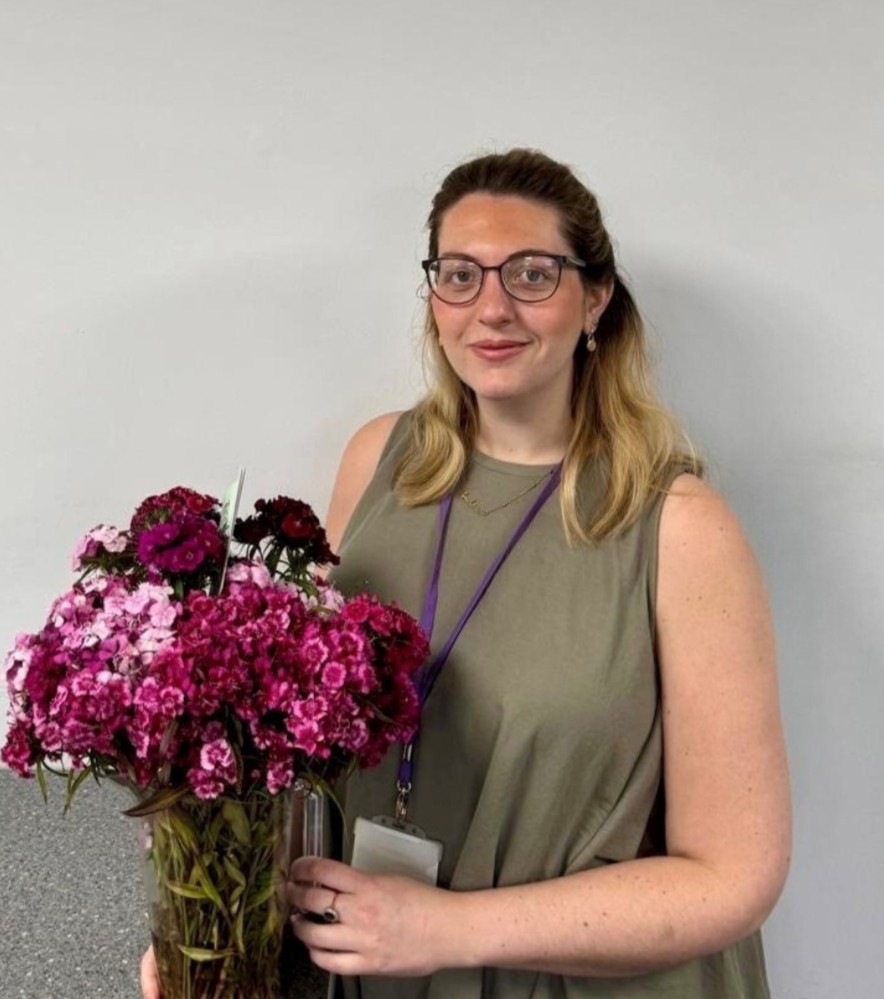 Well done to Andrea Turnbull, from our Personal Injury team, who received a bouquet of flowers from her client. 💐

Andrea helped secure a settlement in excess of £30,000 following an accident in which our client was knocked over by a driver, suffering significant injuries.