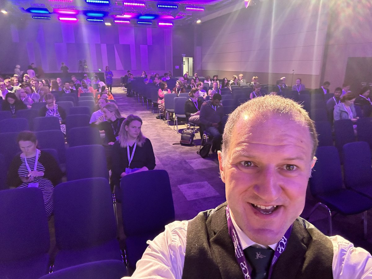 The room’s starting to fill for #bgsconf.  We start imminently!