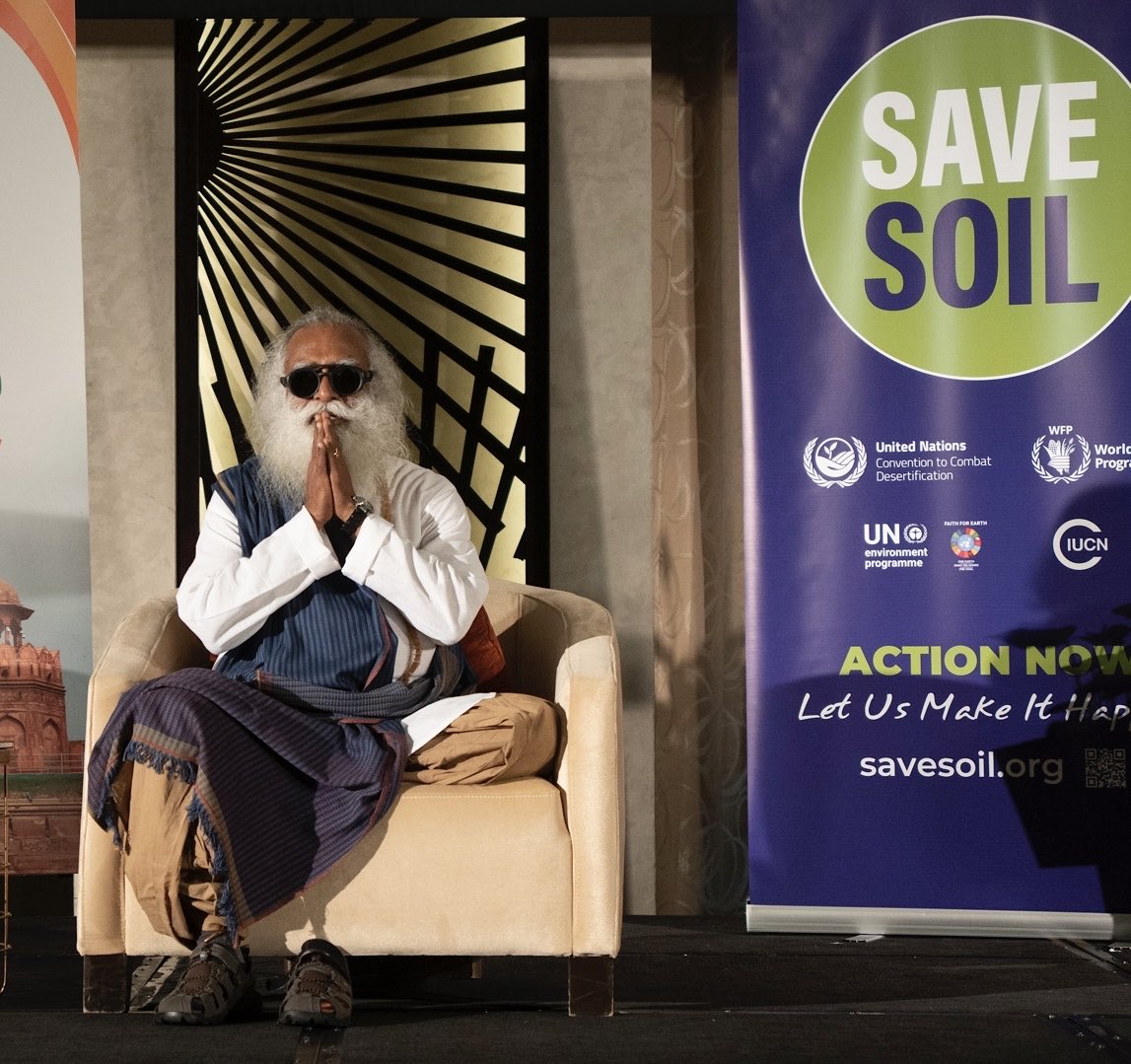 “Raise your voice and stand up for soil. If we act now, in the next decade we can significantly turn things around. This our responsibility as a generation and an immense privilege. Let’s make it happen.” #SaveSoil savesoil.org @cpsavesoil ⁦@SadhguruJV⁩ 🙏🌍🌱