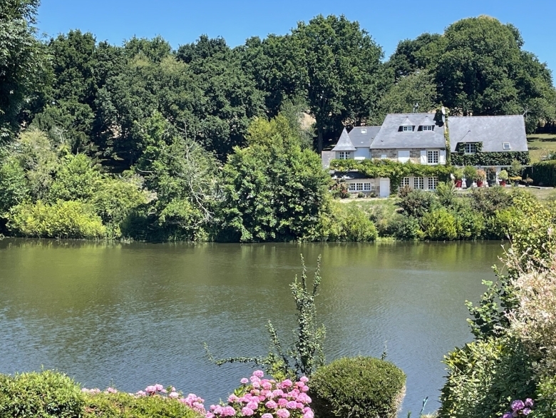 francelovers's tweet photo. SPECIAL OFFER -
30% discount - Fri 31 May to Fri 07 June
Last minute booking.. 30% off advertised price reduced from 850€ to 595€. This offer applies from Friday 31 May to Friday 07 June
https://t.co/RdI5xF6v20
#holidays #france #brittany #gites https://t.co/gxEBbjarDu
