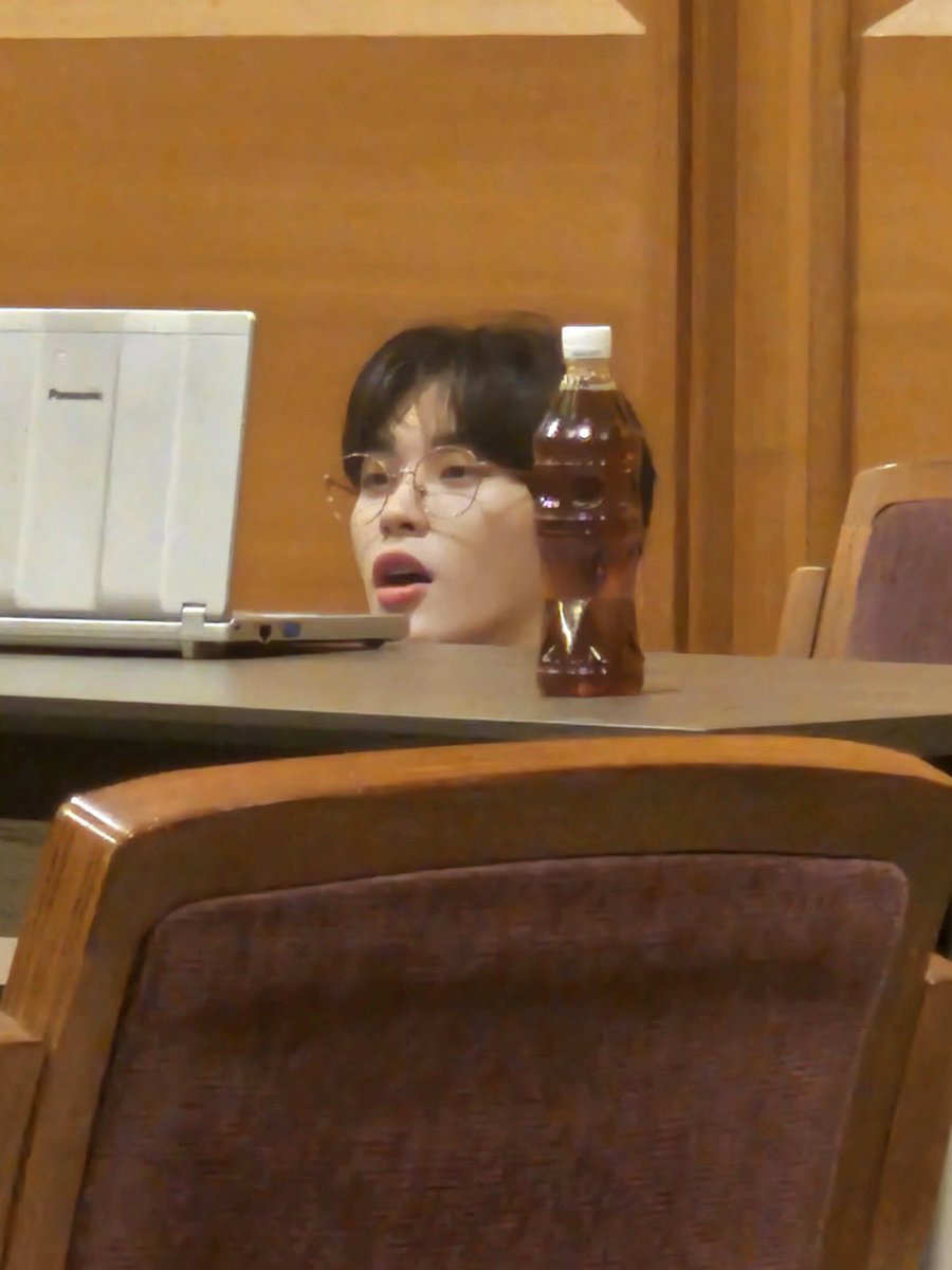by_EPEX's tweet photo. [#예왕]

🥳사랑하는 아민이 형 생일 축하해🥳 벌써 일년이 지나서 형 생일이 다가오다니 시간이 정말 빠른 거 같다! 생일 정말 축하하고 활동 끝나면 맛있는 거 먹기로 했는데 우리 아직 못했으니까 빨리 맛있는 거 먹자! 항상 나를 열심히 도와줘서 고맙고 사랑해💕 나도 형한테 배운 것처럼 같이 도와주면서 우리 멋진 사람 되자 생일축하해!

#EPEX #이펙스 #YEWANG #예왕
#누구보다_빛나는_아민이
#AminLoveWithYou