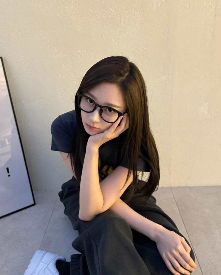 untilthenextday's tweet photo. /      220524 ( + 🪴) 

   ลูกหมาอุ้งเปื้อนดิน ¿ https://t.co/nRGOwTGRr5