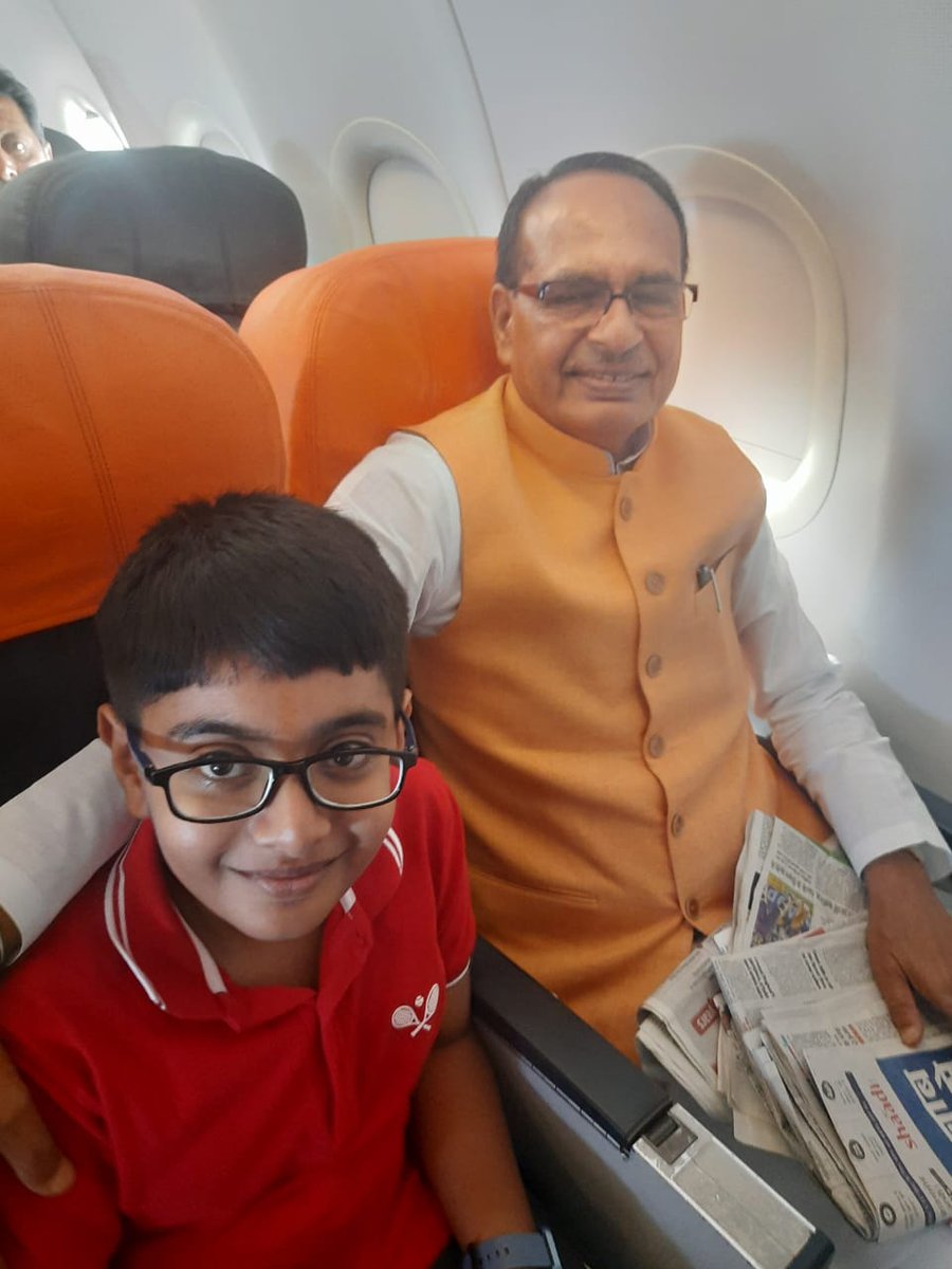 Thank you so much @ChouhanShivraj  Mamaji for this candid click.
You are truly the most humble leader.
#BJP4IND