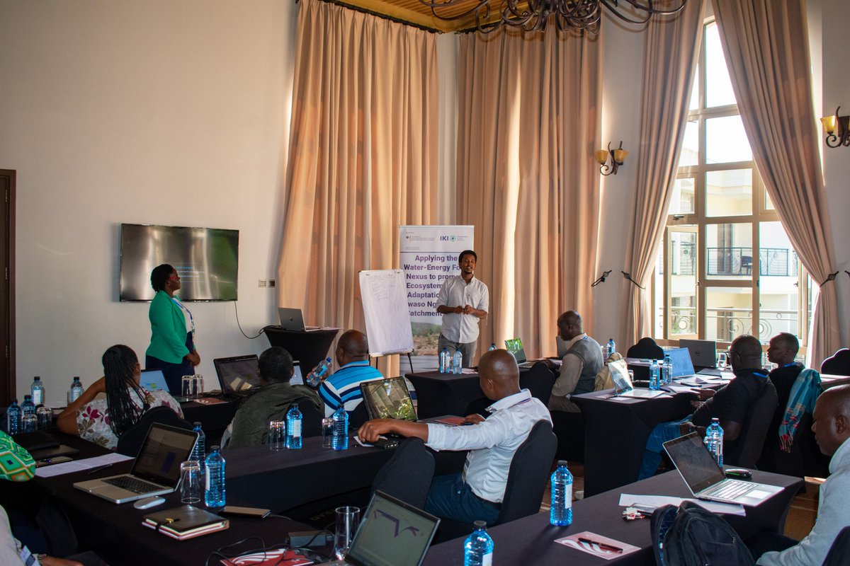 We started Day 3 with a recap of the #SEIWEAPTOOL intro, led by @Libaan_Dida . Big thanks to @SEI_Africa researchers @OkalHarriette and @RuthWaswa. Repetition is key to mastery @SEIresearch @midpkenya @NDMA_Kenya @PIK_Climate @Diplo_Jazz @iki_germany @GermanyinKenya