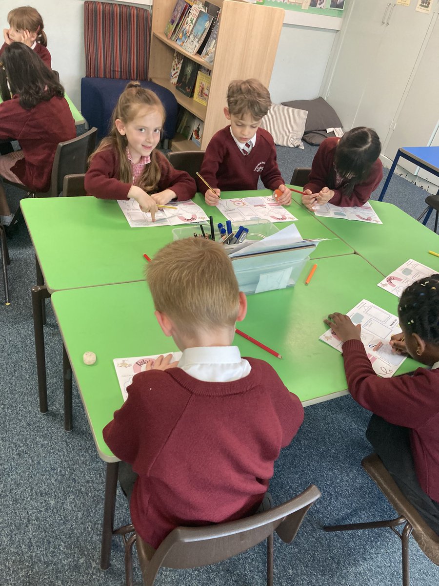 TyntesfieldMG's tweet photo. Hard at work on our Gratitude Journals #wellnesswednesday @tyntesfield https://t.co/d72Ccbj0xr