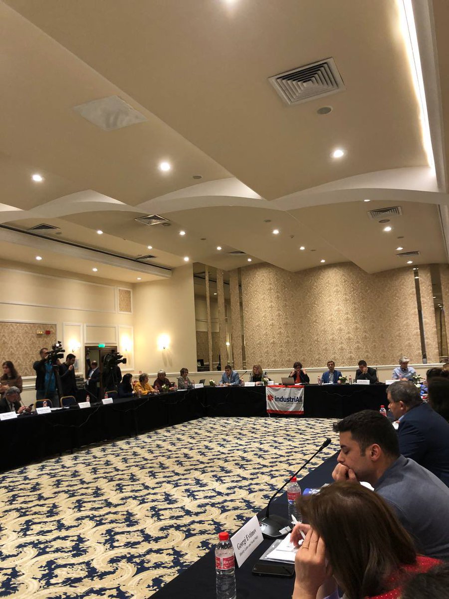 industriAll_EU's tweet photo. Our #EMWD tour continues! Today we are in Sofia, 🇧🇬 , to discuss with our members how to ensure a good transposition of the European Minimum Wage Directive, so that Bulgarian workers can benefit from better pay and working conditions through a higher collective bargaining coverage📈ETUC