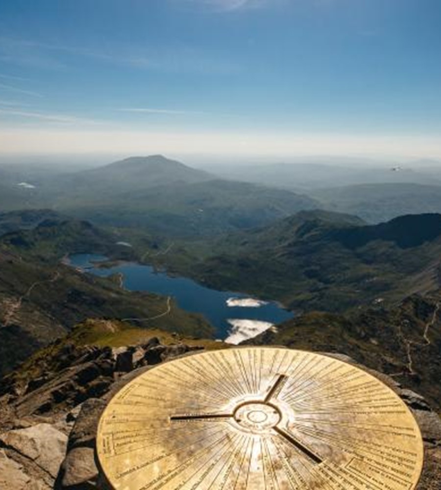 Join us for a Sunrise Walk to Snowdon in Wales! 🏞️ Date: 23rd June 🌄 Start your day with breath-taking views and positive vibes! Hike to the summit of Snowdon while making a difference in our community. Find out more and sign up here 👉 bit.ly/3VBqlrA