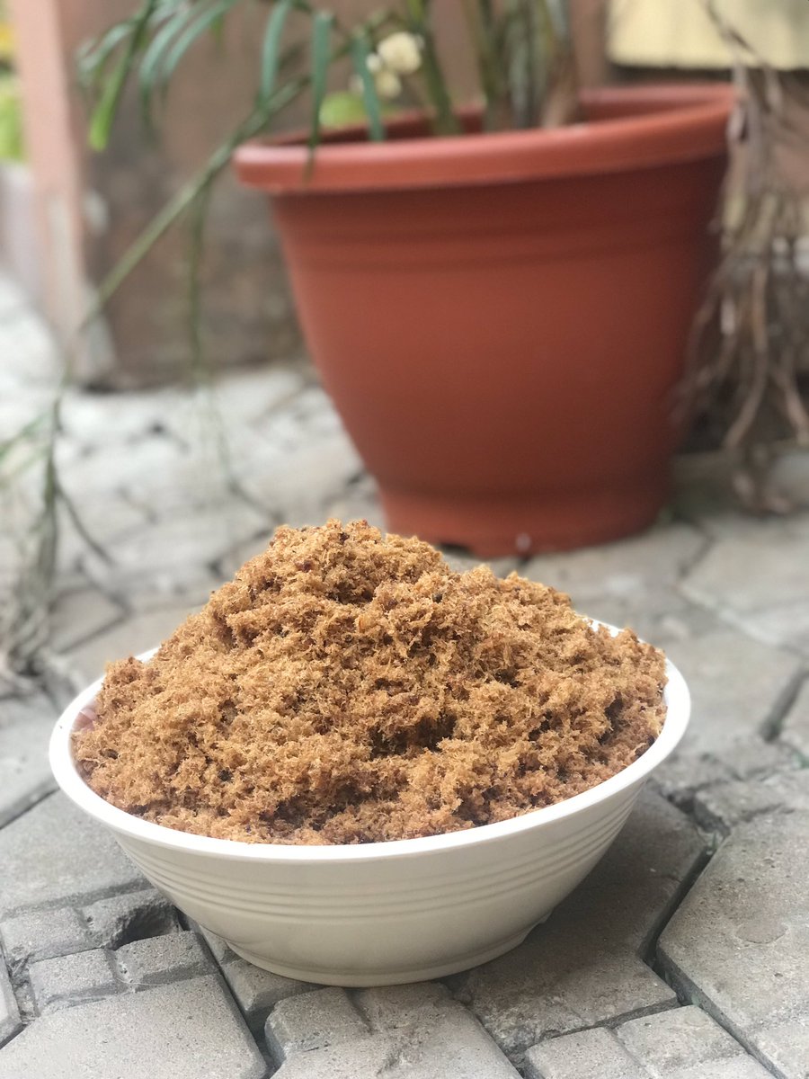 If you don’t believe in Love at first bite then you haven’t taste our special Chicken floss (dambun kaza) Just slide into our dm and make an order 📞07032598281 📍Kaduna Nationwide delivery 🚚