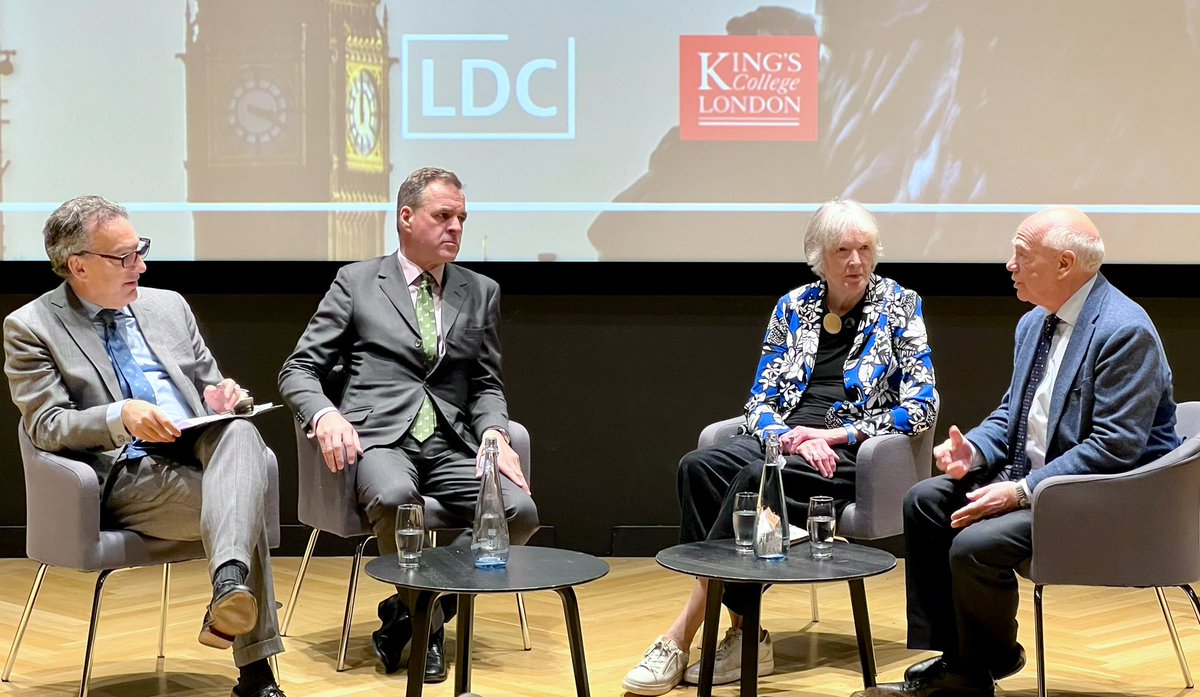 Flashbacks to my @warstudies MA programme @KingsCollegeLon with a cracking panel of @nfergus, @LawDavF & Margaret MacMillan on the history & lessons of deterrence at the London Defence Conference. @reactionlife @iainmartin1