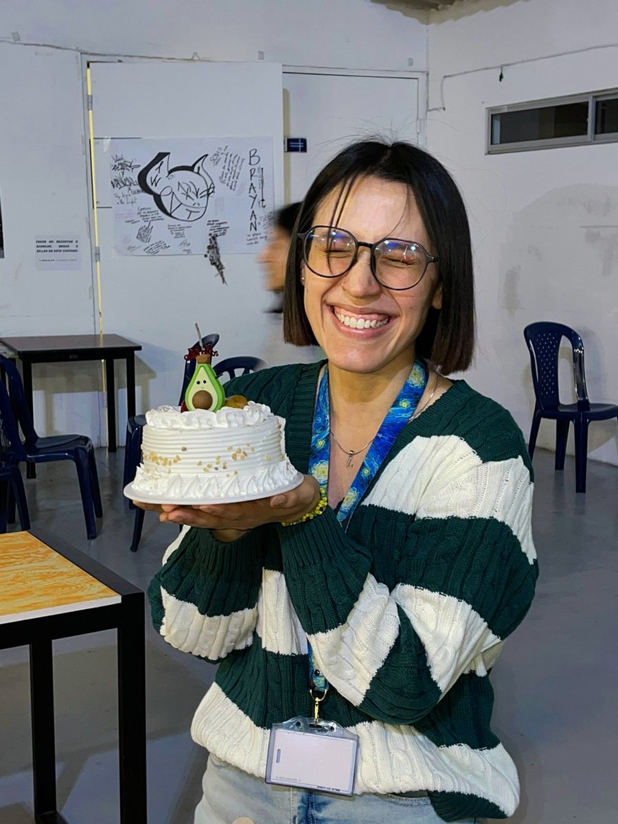 danyela1805's tweet photo. 🥑 y los cumplió feliz muy feliz ✨️ https://t.co/XORgb9FzKs