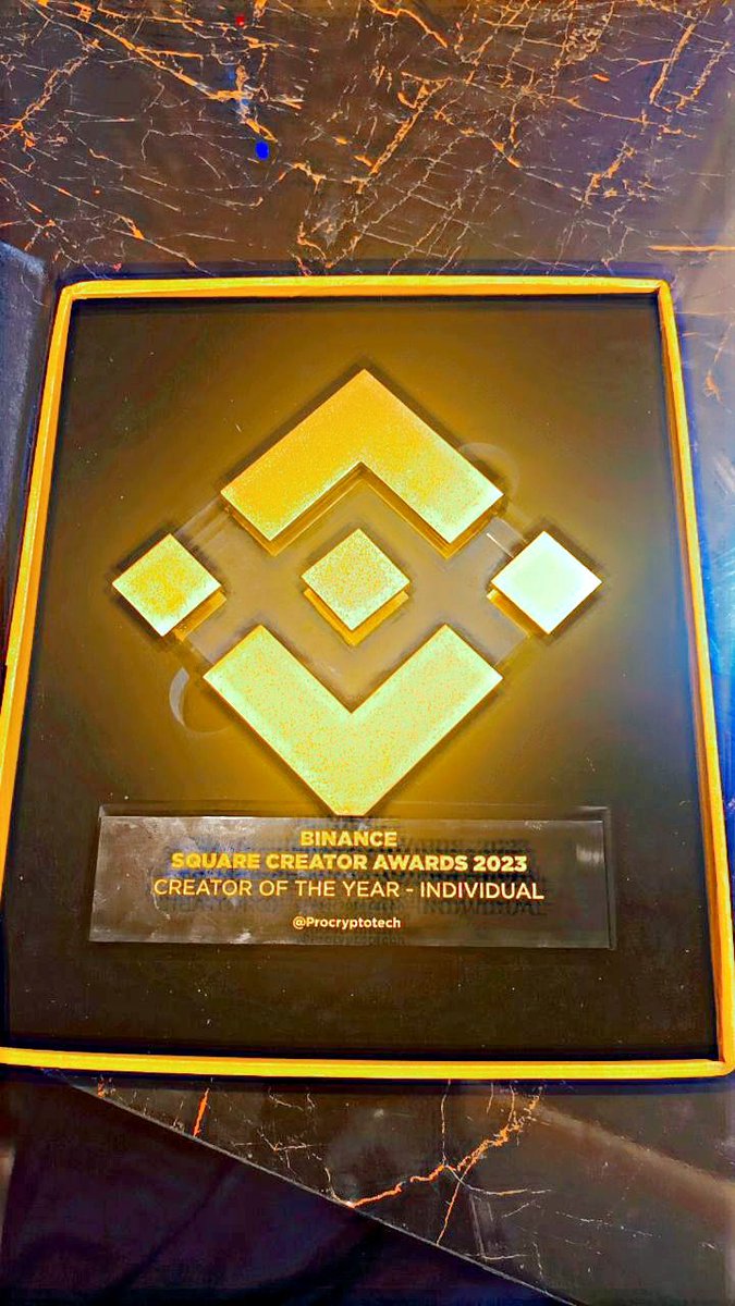 ProCryptoTech's tweet image. Holding the #Binance Creator of the Year 2023 award! 🏆  
Massive thanks to the @binance fam for this incredible honor. Let's keep building a stronger crypto community together!🧡🔶
#BNB #BinanceSquare