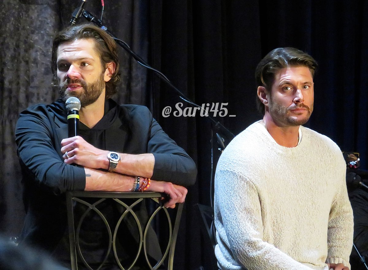 Sarli45_'s tweet image. Look, I'm just going to pretend Jensen was *actually* looking right at me, ok? We can all be delusional together 

#SPNNJ #NJCon