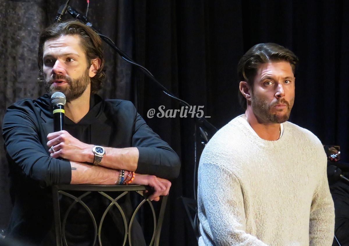 Sarli45_'s tweet image. Look, I'm just going to pretend Jensen was *actually* looking right at me, ok? We can all be delusional together 

#SPNNJ #NJCon