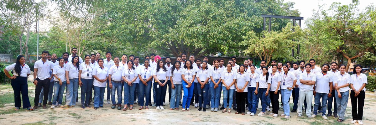 rvsolutionsonl's tweet photo. On the 16th anniversary of RV Solutions, we celebrated a journey of resilience, customer satisfaction, and enablement. Our CEO, Vandana Seth, shared an inspiring vision for our continued success, praising our dedicated team.
#RVSolutions #Foundationday https://t.co/pBGFFoOaCO