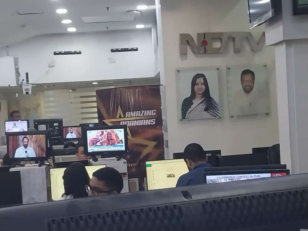 Our Sr School aspiring #Media professionals visited #NDTV during peak election season for an #Experiential #IndustrialVisit, gaining invaluable insights into media operations. Grateful to @ndtv for this visit - #Media #Journalism