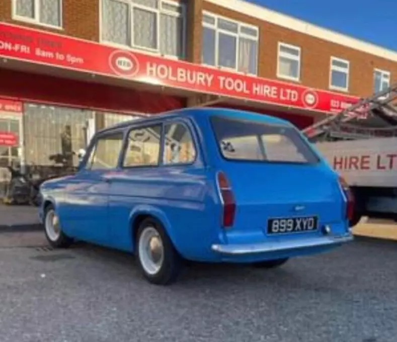 Custom & Unusual Cars UK tweet media