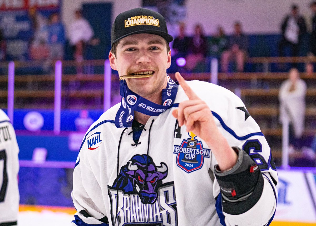 Hands in the air if you’re a Robertson Cup Champion 🥳 #RobertsonCup