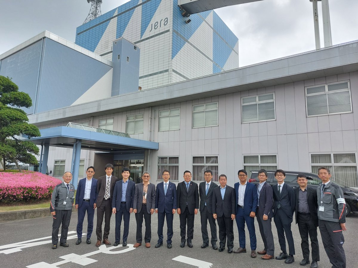 This morning in Hekinan City, Aichi Prefecture, Japan, the Secretary-General of ASEAN, Dr Kao Kim Hourn, visited the Hekinan Thermal Power Station and Thermal Fuel Ammonia Construction Site operated by Japan's Energy for a New Era, Inc. (JERA).  

Received and accompanied by the