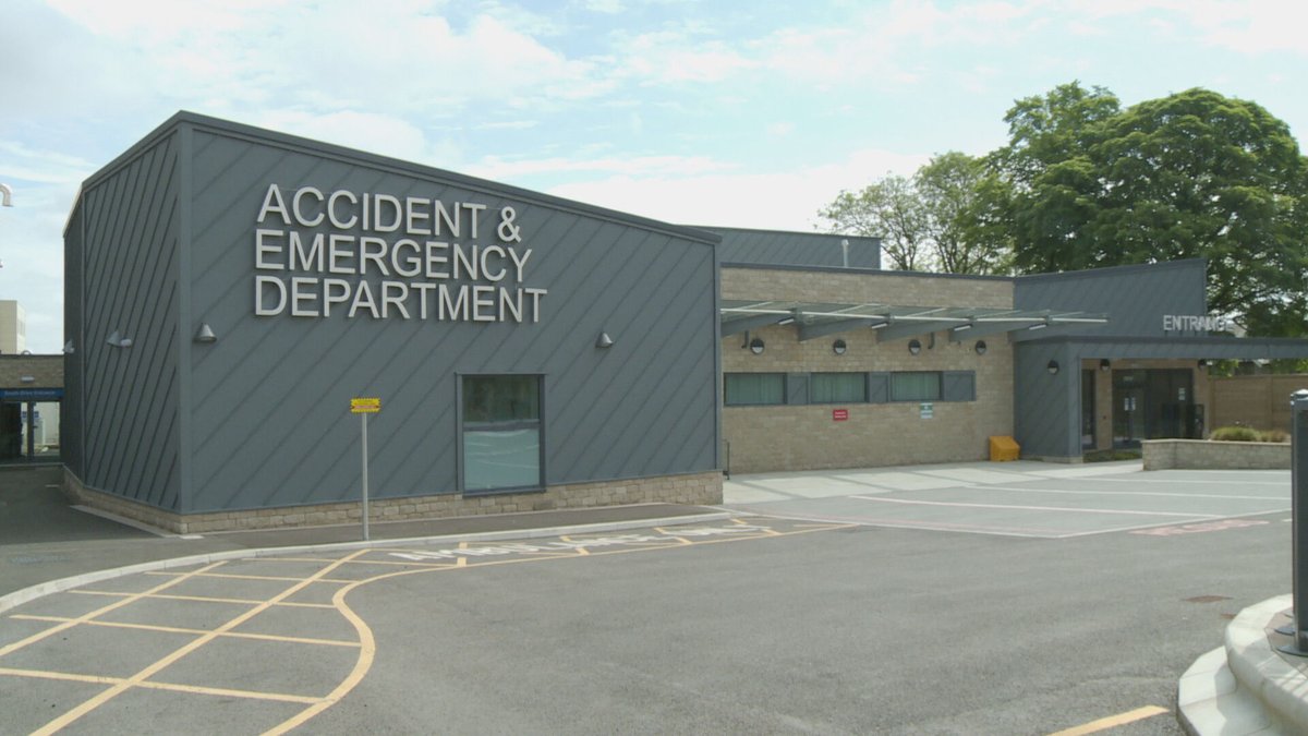 Following a successful campaign to keep Accident and Emergency services at Huddersfield Royal Infirmary, today a brand new A&E wing has opened to patients for the first time. The £200m investment sees the department double in size, with 2 new state of the art x-ray machines.