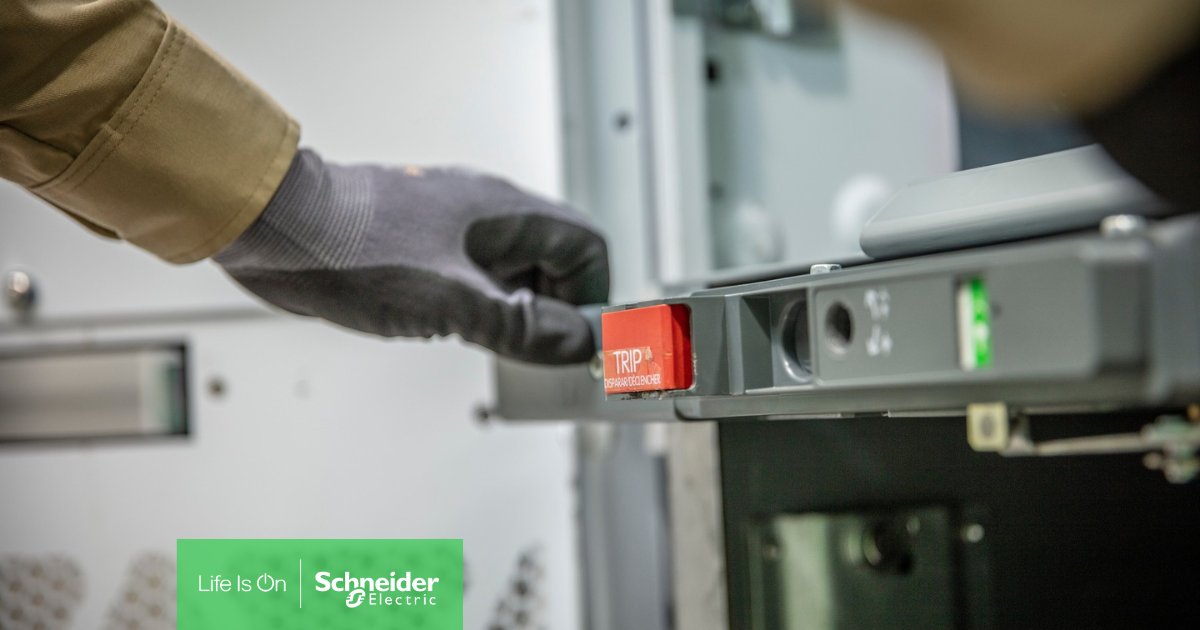 skjsiit's tweet image. We're super excited to announce our last evolution of our MV Component Catalog for those in the panel building industry! 

Panelbuilder #MVswitchgear #PureAir #EvoPacTHVX #LifeIsOn