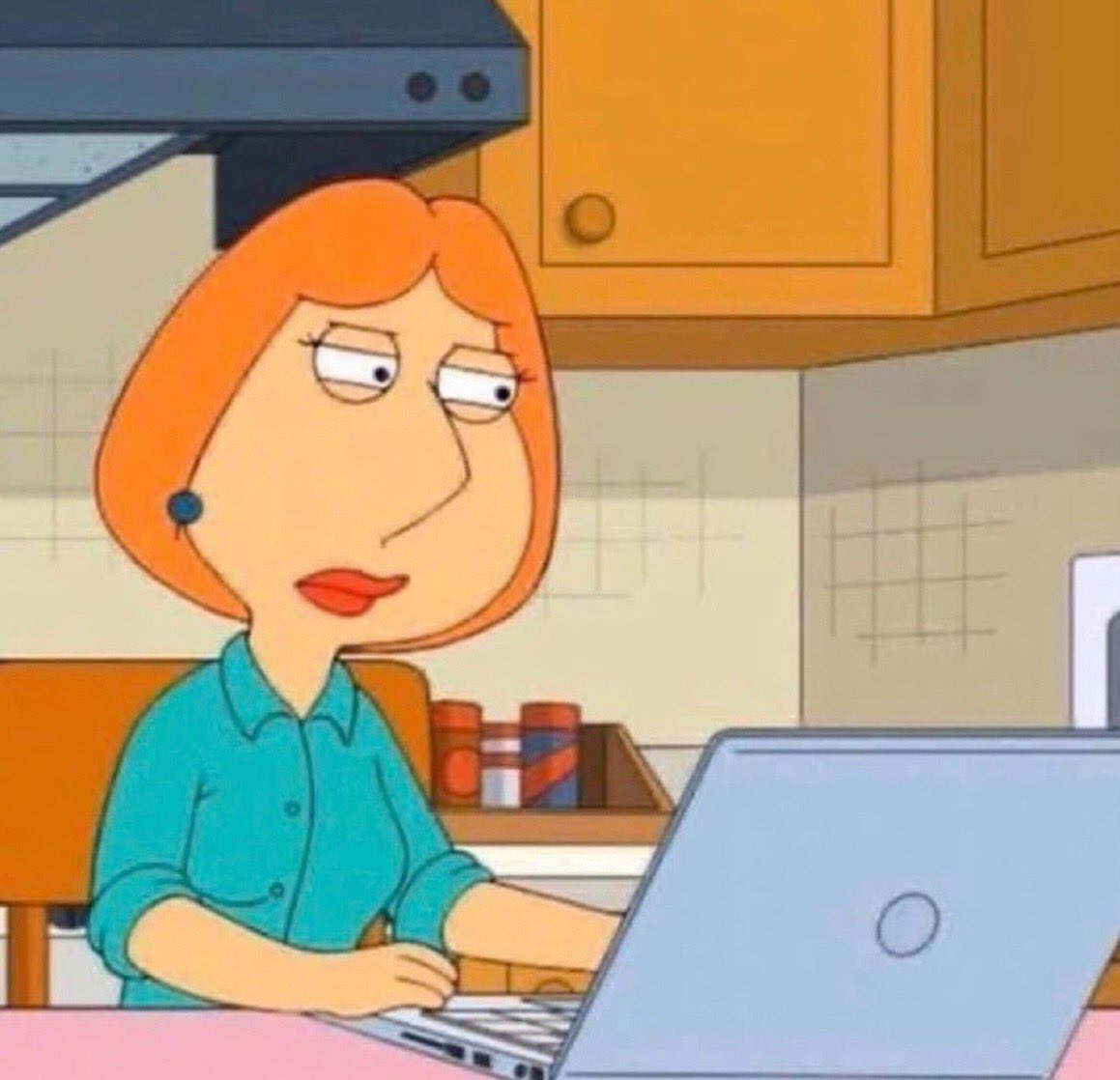 Whotfismick's tweet image. I hate when i check my transaction history and it all adds up, like damn nobody stole from me😭