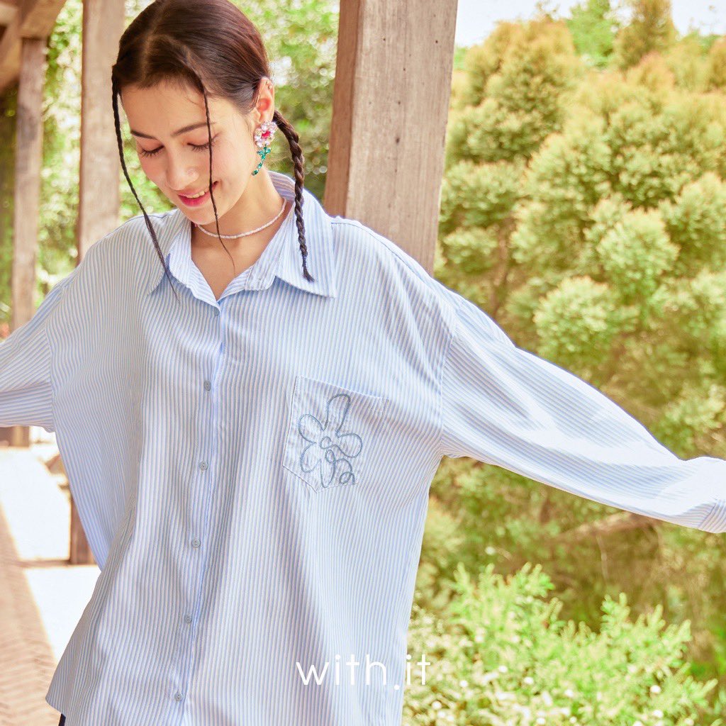 08mayerr's tweet photo. ส่งต่อ #withitstore sunny flower shirt
เสื้อเชิ้ตแขนยาว สีฟ้า with it 🩵
140 รวมส่ง

#ส่งต่อเสื้อผ้า #ส่งต่อเสื้อผ้ามือสอง #vghbkk #cintageshop #choosedress #stylist_shop https://t.co/D4c3tA0QHd