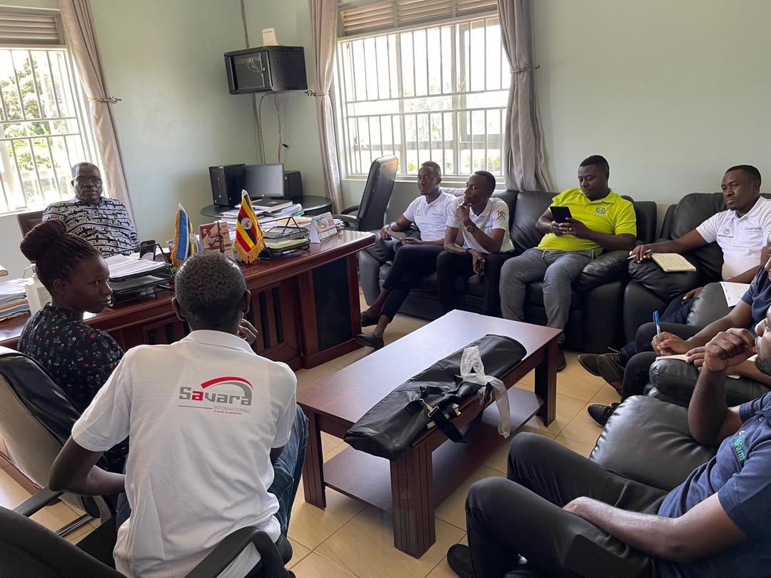 The Web-farm team led by @iam_gero_, brief the @KiryandongoDLG Deputy CAO, @Drdip_ugfocal persons and other leaders on the planned training and what the Web-farm platform can do. ￼
