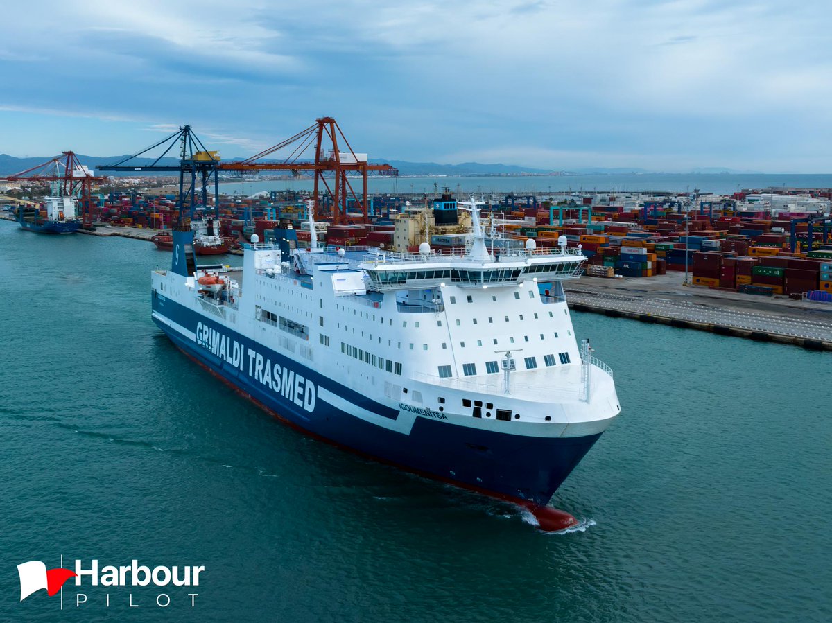 Igoumenitsa outbound Valencia port. harbourpilot.es/wp-content/upl… #GrimaldiLines #Shipping #TransportMaritime #PortOperations #GlobalTrade #GlobalShipping #Logistics #SupplyChain #ShipPhotography #Boat #MaritimePhotography #MaritimeStrategy