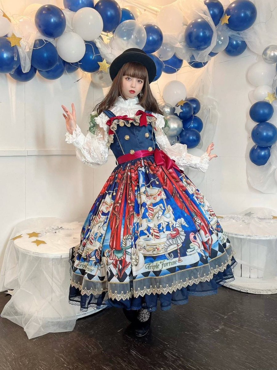 トリプルフォーチュン カルーセルスカート 🎪再入荷情報🎪 ⚜️Triple*fortune⚜️ カルーセルジャンパースカート