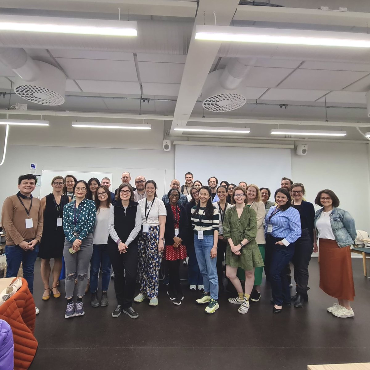 EthnoAt's tweet image. What an adventure! It was an absolute pleasure hosting a workshop on #theorizing from #qualitativedata in Helsinki 🇫🇮 and online 🛜
Shout out to all participants and mentors for the conversations and energy ⚡️🔋

Sponsors: @AaltoUniversity, @JMS_Journal SAMS, #AcademyofFinland