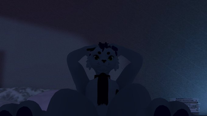 Been having some fun in vr taking pics, let me know if ya wanna see the rest ;)~ https://t.co/MdemVQ