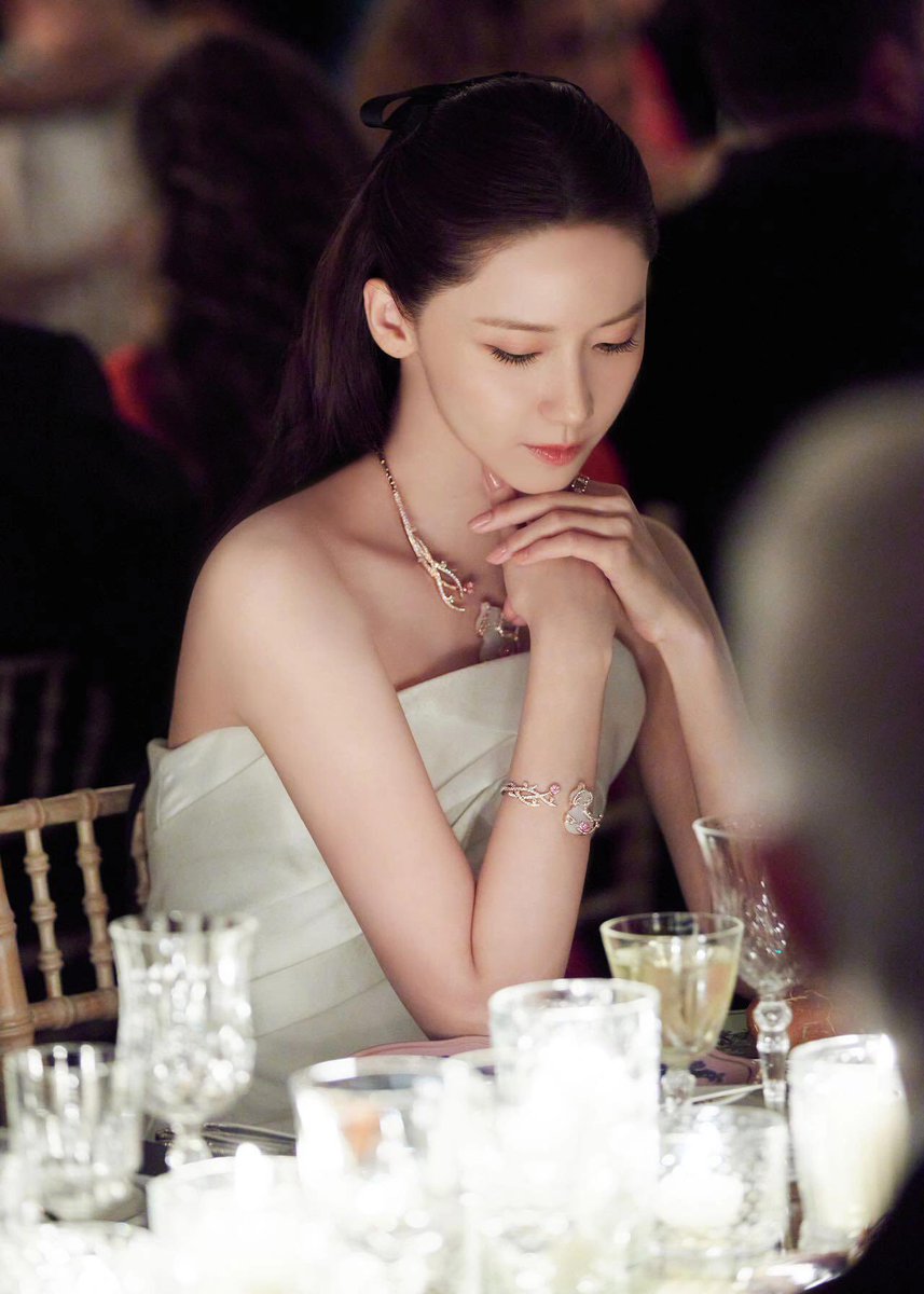 limyoonabar's tweet photo. #YoonAxQeelin #Cannes2024 #Qeelin
#임윤아 #LimYoonA #윤아 #YoonA https://t.co/goWDMOIMh0
