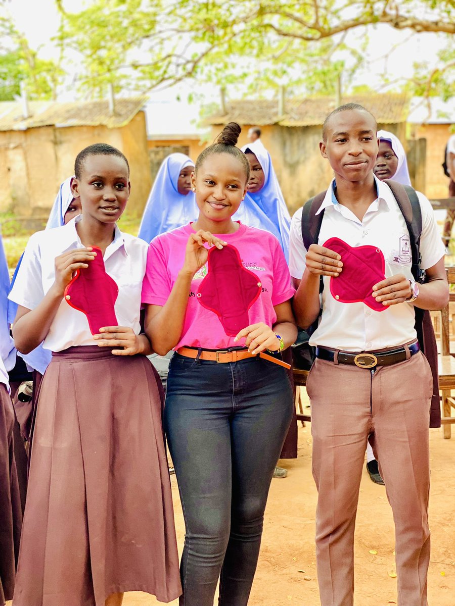 When I was a uni kid, I started this outreach on the commemoration of the #worldmenstrualhygieneday , to educate students on the nexus btn health and environment following donations of reusable sanitaries! Join hands with me again this year to be part of this transformation ♥️