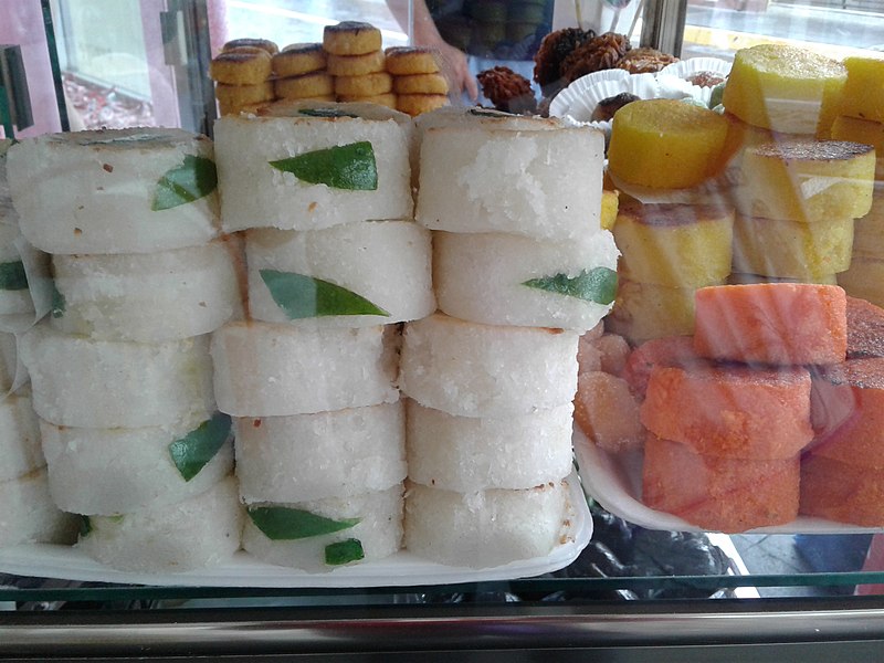 EmbaMexInd's tweet photo. #Alegrías, #Cocadas, and #Ate are just a few of the many traditional 🇲🇽 sweets that transform basic ingredients into delicious treats.🍮🥥🥛🍈
Enjoyed during festivals or as everyday indulgences, they capture the essence of rich 🇲🇽 culinary traditions. #SaboresdeMéxico https://t.co/RmEf0kn7YO
