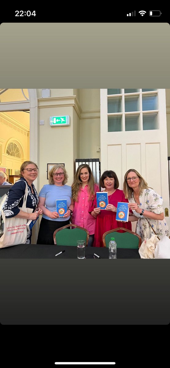 On Monday night I had a fab time @TheBathFestival hearing about #FrancescaSegal new book #WelcomeToGloriousTuga @ChattoBooks It really does sound glorious and a summer must read! It’s out on 6th June All the info on insta ⬇️⬇️⬇️ instagram.com/p/C7Qm7GoAe09/…