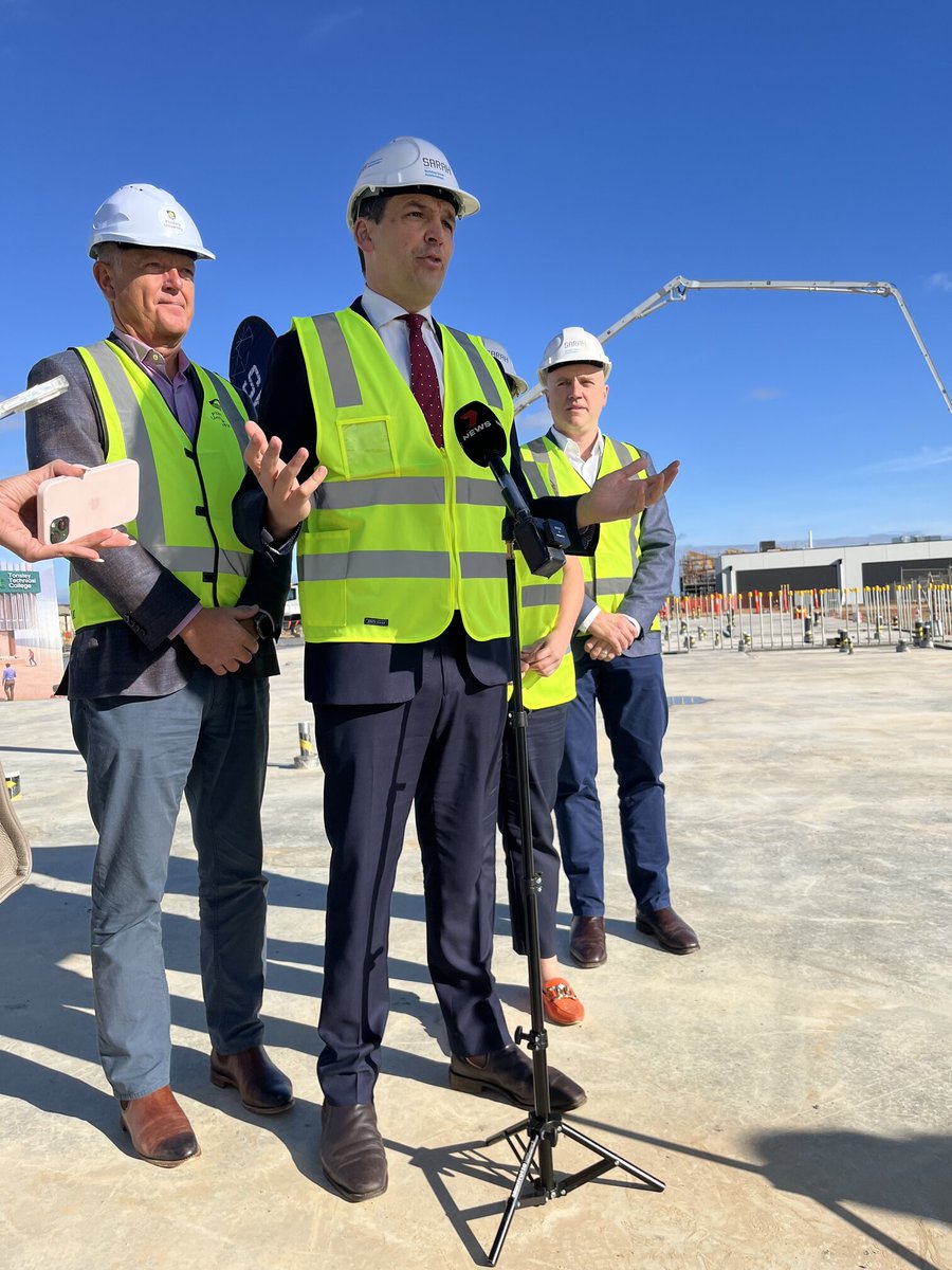 Construction of the Tonsley Technical College & Flinders University’s Factory of the Future is underway at Tonsley, with concrete pouring and other key work taking place. @BBoyerMP @colinstirling were on site today to mark the beginning of construction 🔗 bit.ly/3V6r8A9